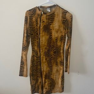 Animal print stretch curvy mini dress